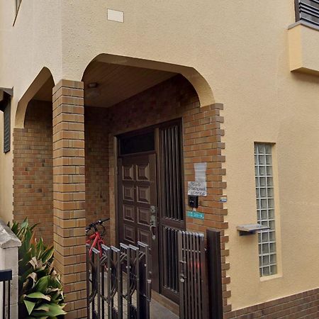 Annam Stay Osaka - Whole Three Story House Rental Exterior photo